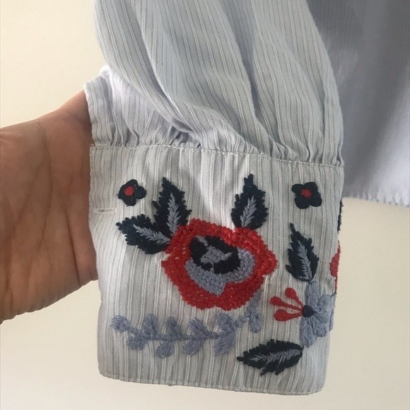 H&M Light Blue Blouse with Floral Embroidery - Size Small/Medium - Picture 2 of 7